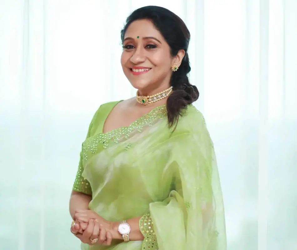സുജാത മോഹന് | Photo: instagram/ sujatha mohan