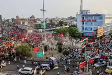 പരസ്യപ്രചാരണത്തിന് ആവേശത്തോടെ കൊടിയിറക്കം; ഹരിപ്പാട്ട് സംഘർഷം, പത്ത് പേർക്ക് പരിക്ക്