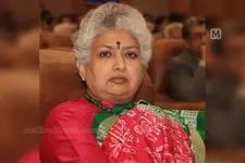 'മാസത്തിൽ മൂന്നുദിവസം സ്ത്രീകളെ തൊട്ടുകൂടാത്തവരാക്കാനാവില്ല'; ശബരിമലക്കേസിനിടെ ജസ്റ്റിസ് നാഗരത്‌ന