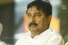 'താനൂരിൽ പാകിസ്താനിൽവെച്ച് തോൽപ്പിച്ചു'; മന്ത്രി വിവാദത്തിൽ, ക്രിക്കറ്റിനോട് ഉപമിച്ചതെന്ന് മറുപടി