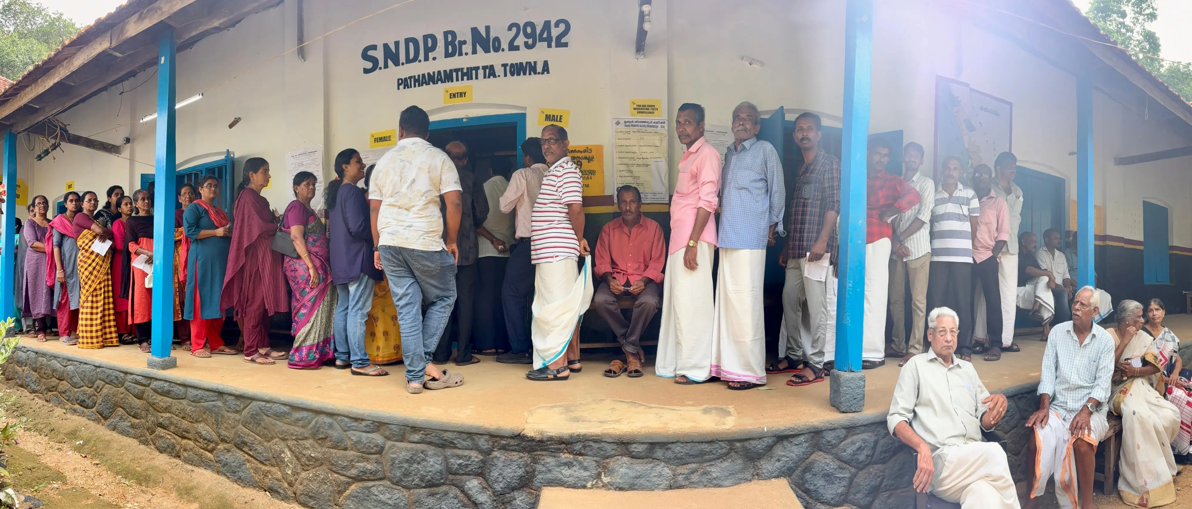 Voters wait in queue to cast their votes at SNVSVM UP School, Mundukottakkal (Pathanamthitta). Photo: Aravind Lenin | Mathrubhumi