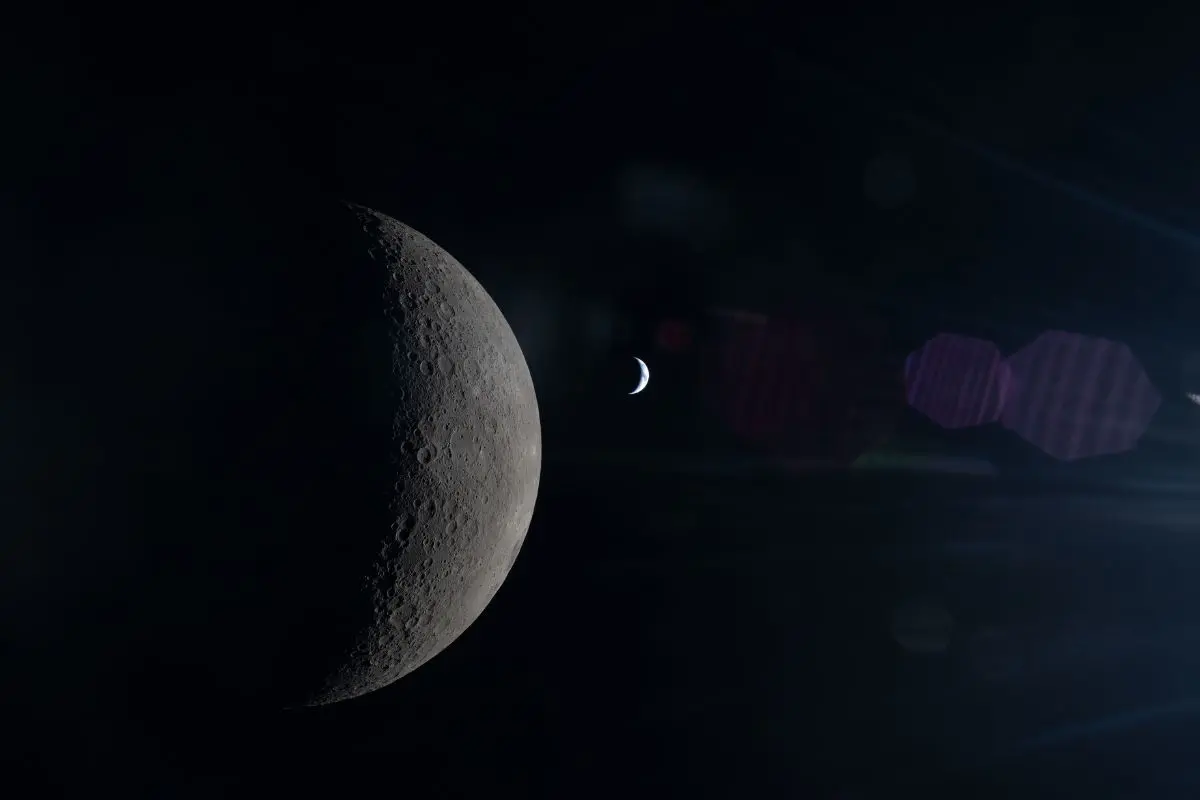 This image provided by NASA, seen from behind the Moon during Artemis II, the Moon and Earth align in the same frame, each partially illuminated by the Sun on Monday, April 6, 2026 (Photo: NASA via AP)