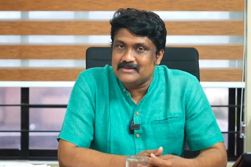 വിഡി സതീശൻ വനവാസത്തിന് പോകരുത്, രേവന്ദ് റെഡ്ഡി അപമാനിച്ചത് കേരളത്തിലെ ജനങ്ങളെ - എഎ റഹീം