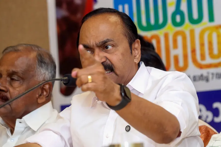 തോൽവി ഉറപ്പായതോടെ സിപിഎം വ്യാപക അക്രമം നടത്തുന്നു, ചുമരെഴുത്ത് പോലും സഹിക്കാനാകാത്തവരായി-സതീശൻ
