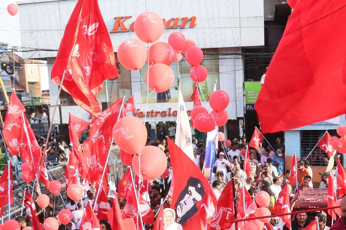 എല്ഡിഎഫ് ജാഥയില്നിന്ന് |ഫോട്ടോ:മാതൃഭൂമി