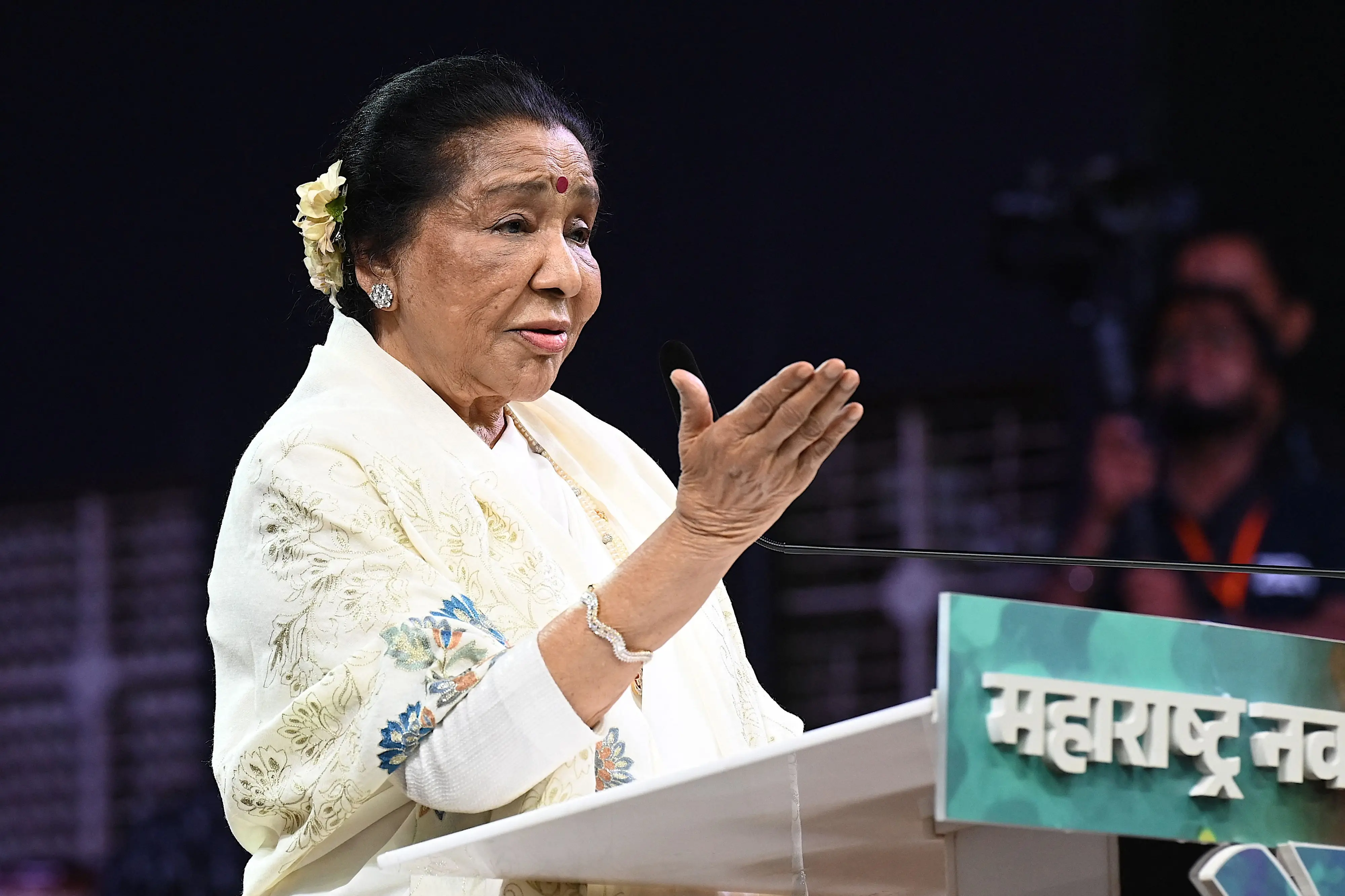 Asha Bhosle | Photo: AFP