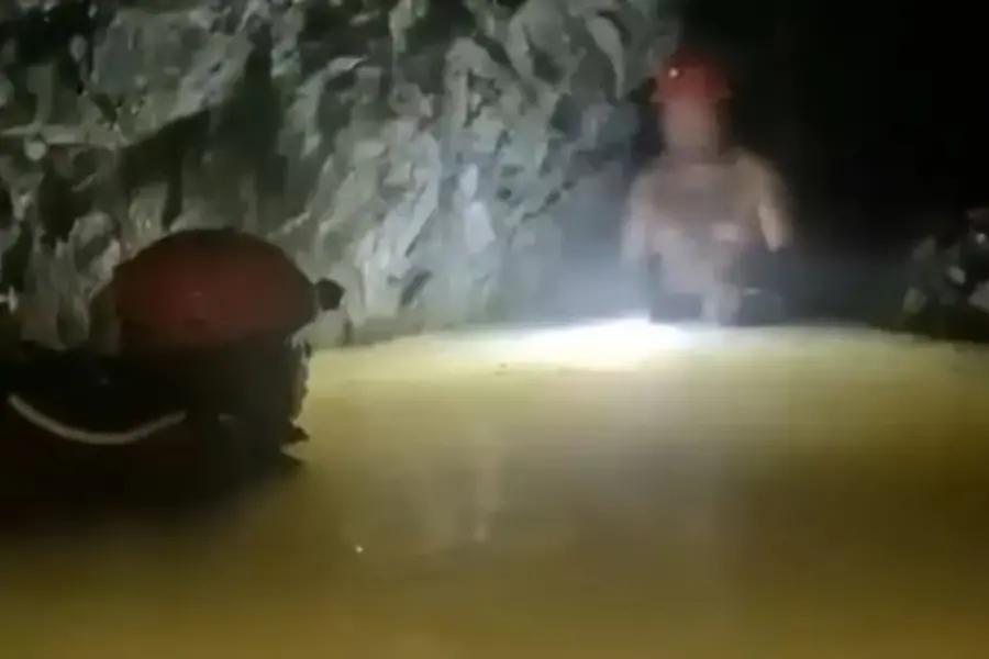 Miracle Rescue: Mexican Miner Saved After 14 Days Trapped Without Food or Water in Gold Mine