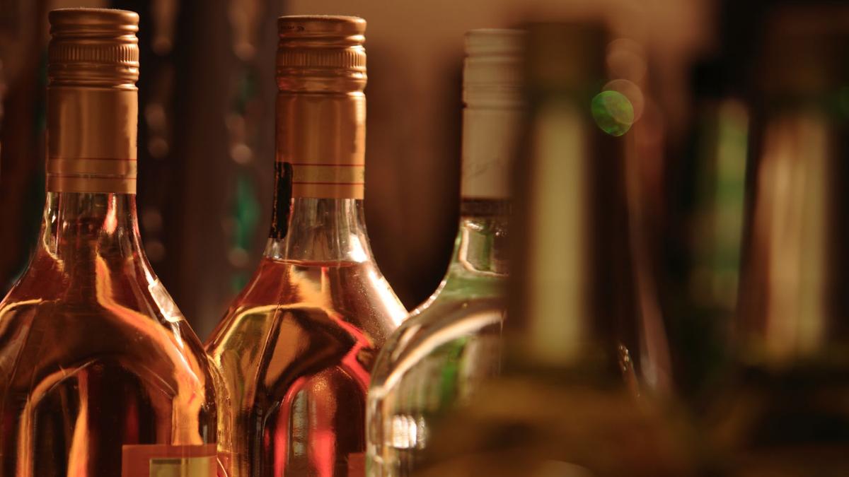 TN Elections: Liquor shops to remain closed from April 21 to 23