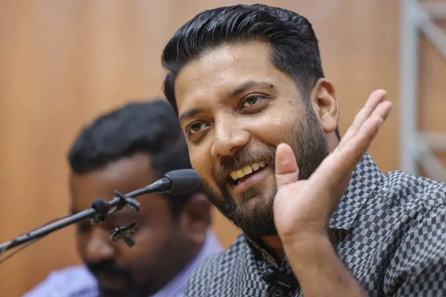 ‘LDF-ന്റെ പരാജയം സഖാക്കളും ആഗ്രഹിക്കുന്നു; അടുത്തത് കോൺഗ്രസ് മുഖ്യമന്ത്രി,ഹൈക്കമാൻഡ് തീരുമാനിക്കും’