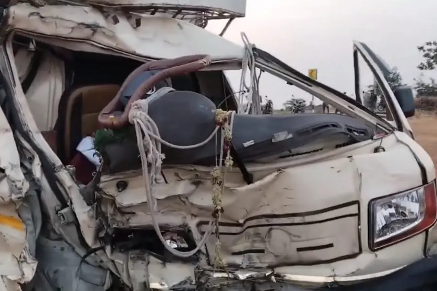 Tragic road accident in Kurnool, Andhra Pradesh, claims 8 lives