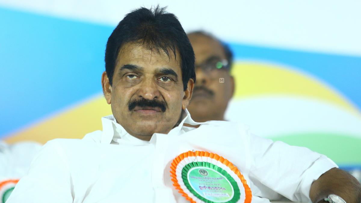 കേരള മുഖ്യമന്ത്രി ചർച്ച: നേതൃത്വത്തെ പാർട്ടി തീരുമാനിക്കുമെന്ന് കെ.സി. വേണുഗോപാൽ | KC Venugopal on Kerala CM Debate: Party Will Decide Leadership in 2026