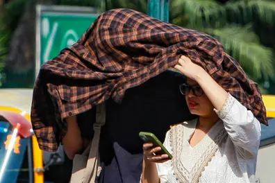 Heatwave in Delhi-NCR: Temperature rises above 40°C, pollution turns severe
