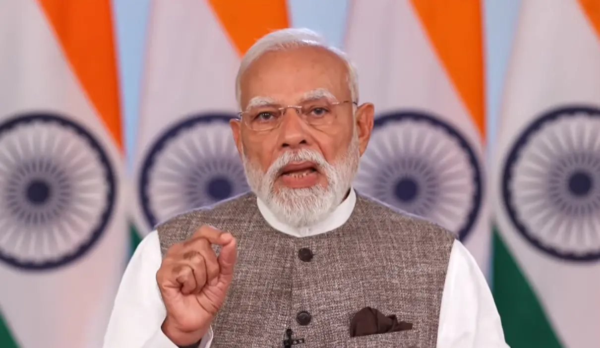 പ്രധാനമന്ത്രി നരേന്ദ്ര മോദി രാജ്യത്തെ അഭിസംബോധന ചെയ്യുന്നു