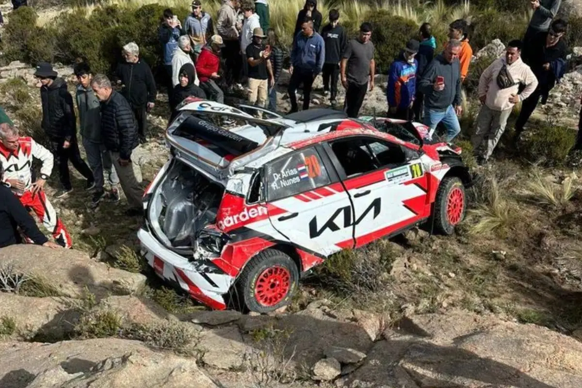 The crashed rally car | Photo: X