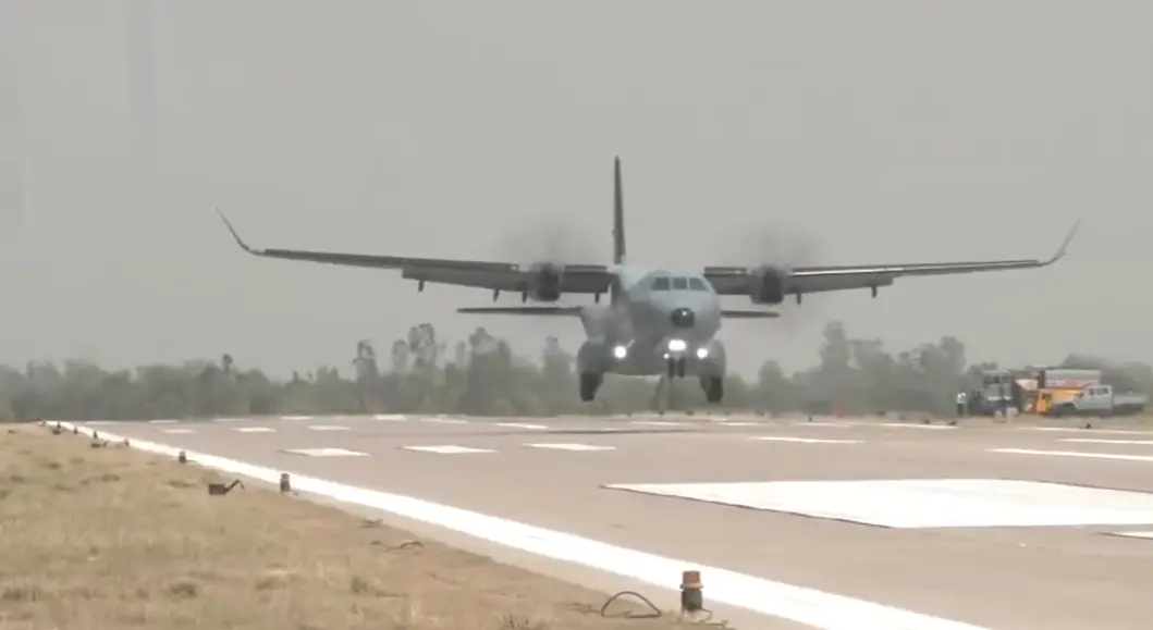 IAF's C-295 landing in the expressway