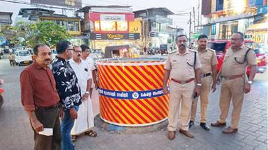 അപകടങ്ങൾ തുടർക്കഥയായ സംഗമം ജങ്ഷനിൽ റിഫ്‌ളക്ടർ റിങ് സ്ഥാപിച്ചു