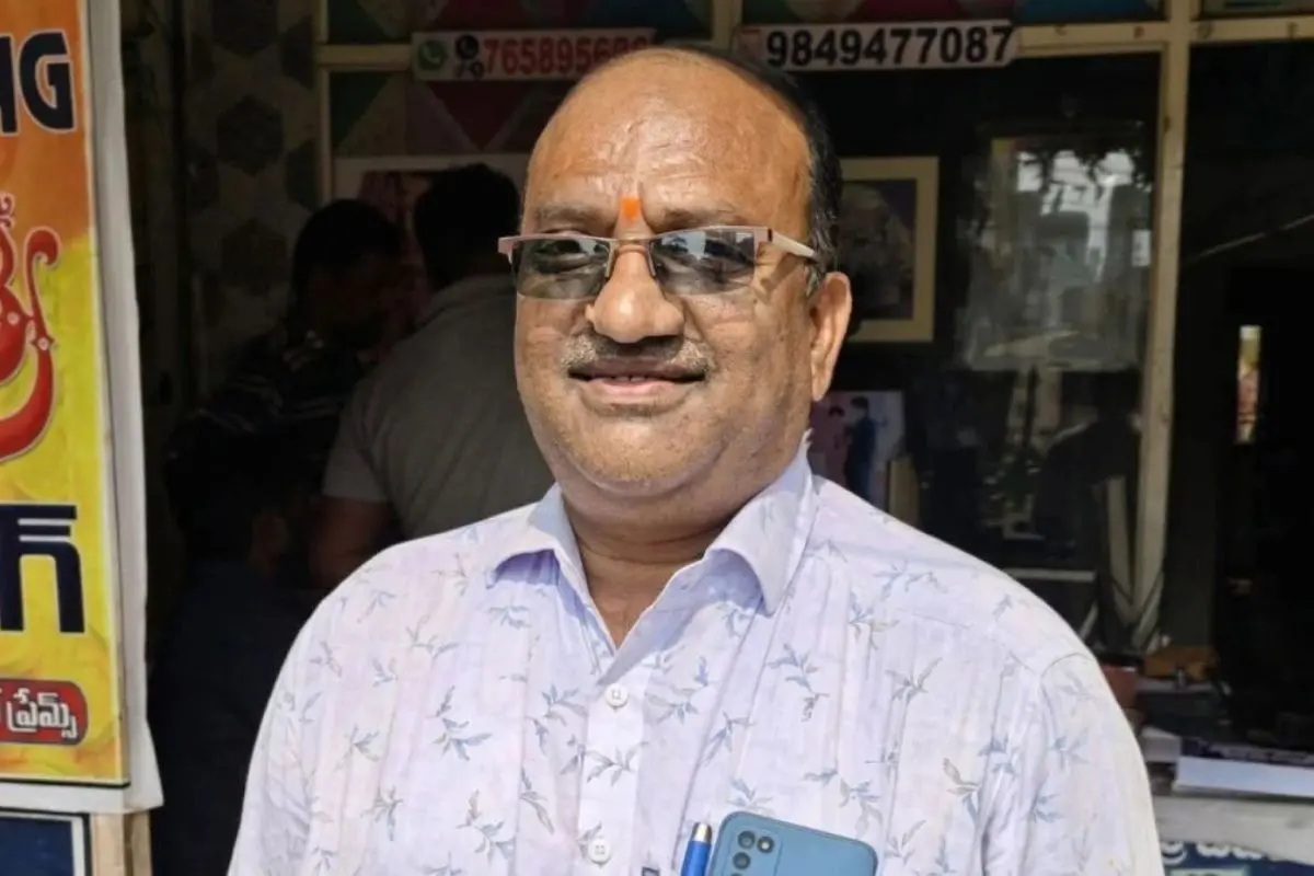 K Shankar Goud, the Telangana RTC driver who died after allegedly setting himself ablaze during an ongoing employees' strike in Warangal district.
