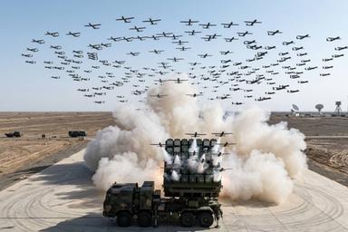 ഒറ്റയടിക്ക് 96 ഡ്രോണുകൾ പറപ്പിക്കുന്ന 'അറ്റ്‌ലസ്’, ചൈനയുടെ പുതിയ ആയുധം; ഇന്ത്യയ്ക്ക് ഭീഷണിയായേക്കും