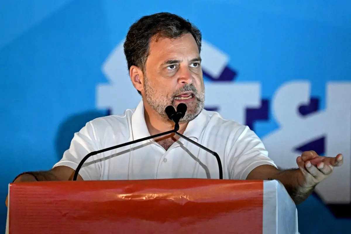 Indian National Congress (INC) party leader Rahul Gandhi addresses an election rally ahead of the second phase of the West Bengal Legislative Assembly elections in Kolkata.| Photo: AFP