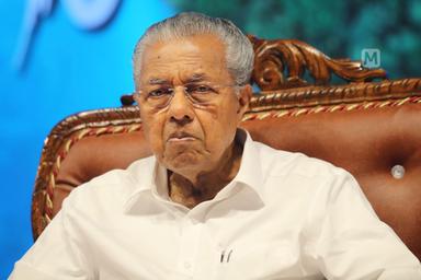 നാട് ചുട്ടുപൊള്ളുമ്പോൾ വൈദ്യുതി മുടങ്ങരുതെന്ന് മുഖ്യമന്ത്രിയുടെ നേതൃത്വത്തിൽ ചേർന്ന ഉന്നതതലയോഗം