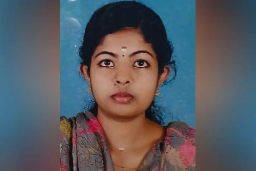 നെയ്യാറ്റിൻകര വ്ളാത്താങ്കരയിൽ ഭാര്യയെ ഭർത്താവ് കുത്തിക്കൊലപ്പെടുത്തി