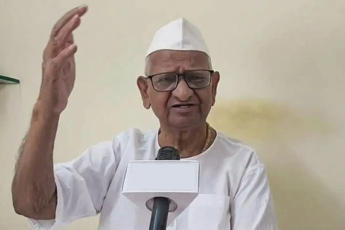 Social activist Anna Hazare speaks on the resignation of Rajya Sabha MP Raghav Chadha from Aam Aadmi Party (AAP) | (ANI Video Grab)
