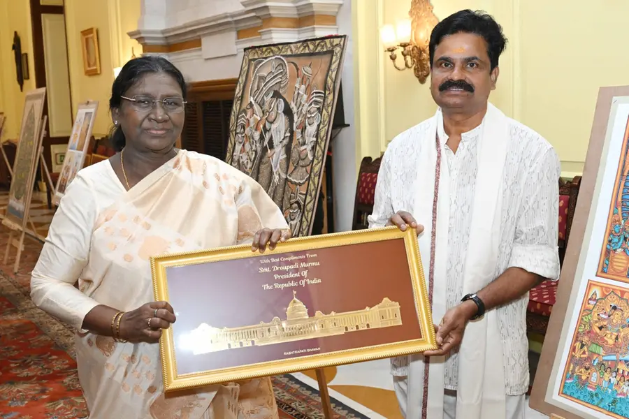 പഞ്ചതന്ത്രം കൊണ്ട് രാഷ്ട്രപതിയെ അത്ഭുതപരതന്ത്രയാക്കിയ മലയാളി