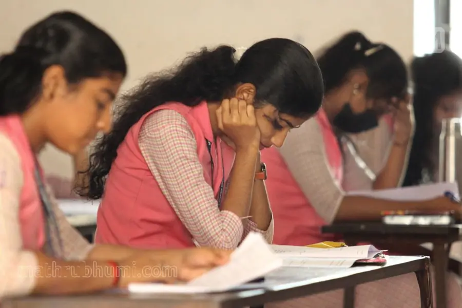 എസ്എസ്എൽസി പരീക്ഷാഫലം മേയ് 15-ന്, പ്ലസ് ടു പരീക്ഷാഫലം 22-ന്