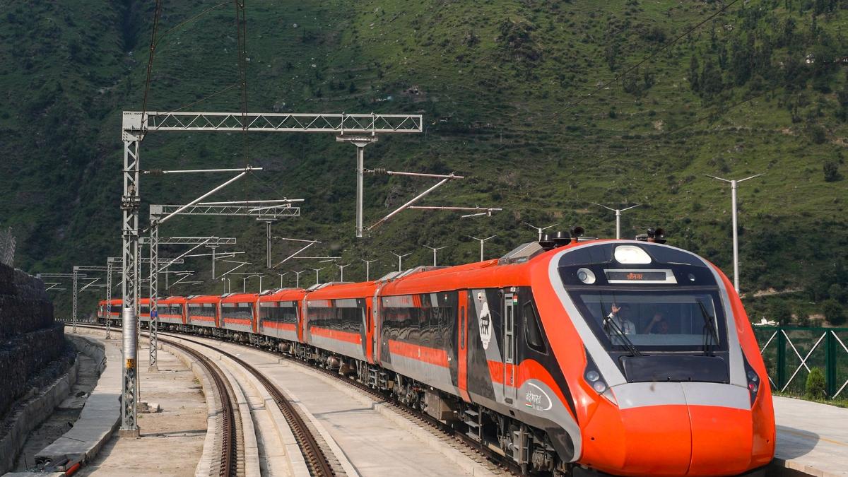 More seats on Mumbai–Ahmedabad Vande Bharat as Railways adds coaches