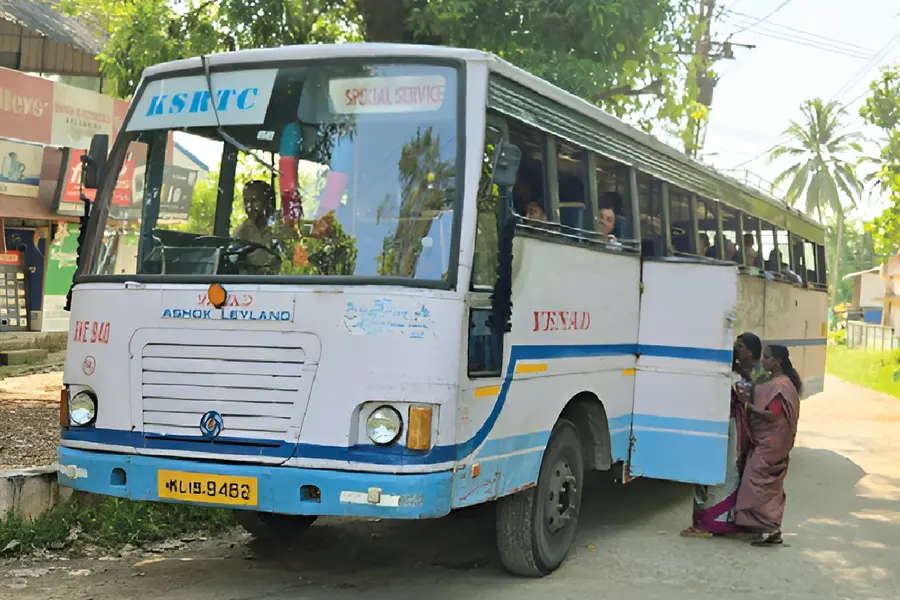 സ്വകാര്യ ടൂറിസ്റ്റ് ബസുകളുടെ പകുതി വാടക; ആനവണ്ടികൾ കല്യാണ വണ്ടിയാകുന്നത് ട്രെൻഡാവുന്നു