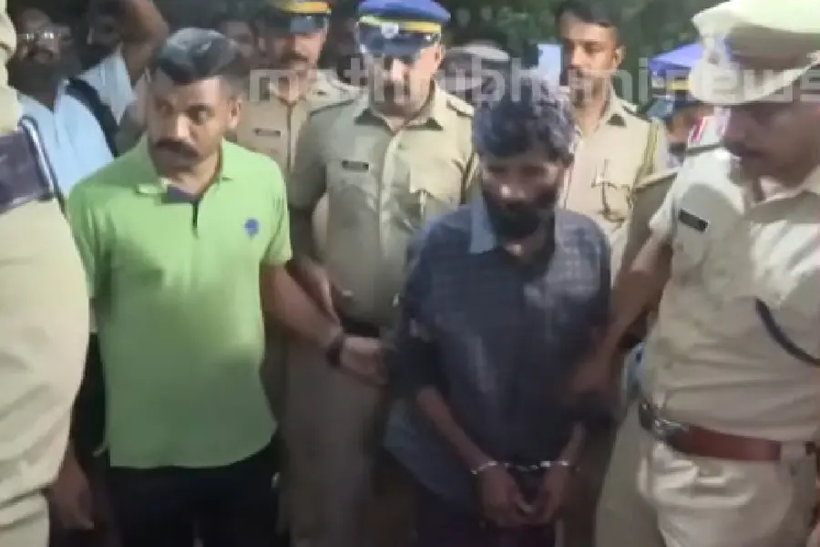 അമ്മയുടെ മുഖത്തിടിച്ചു, തല ഭിത്തിയിലിടിപ്പിച്ചു! സജി നടത്തിയത് അതിക്രൂര കൊലപാതകങ്ങൾ