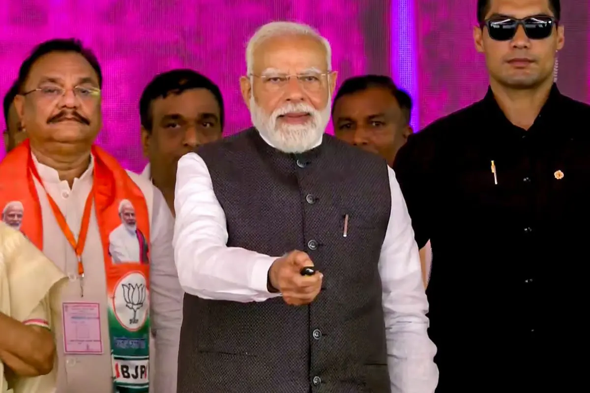 Prime Minister Narendra Modi inaugurates Ganga Expressway, a mega infrastructure project connecting Meerut to Prayagraj, in Hardoi, Uttar Pradesh (Screengrab: PTI)