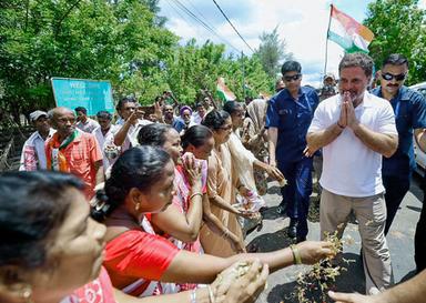 അദാനിക്കായി മഴക്കാടുകൾ വെട്ടിമാറ്റുന്നു; ഗ്രേറ്റ് നികോബാറിൽ രാജ്യത്തെ ഏറ്റവുംവലിയ അഴിമതി-രാഹുൽ