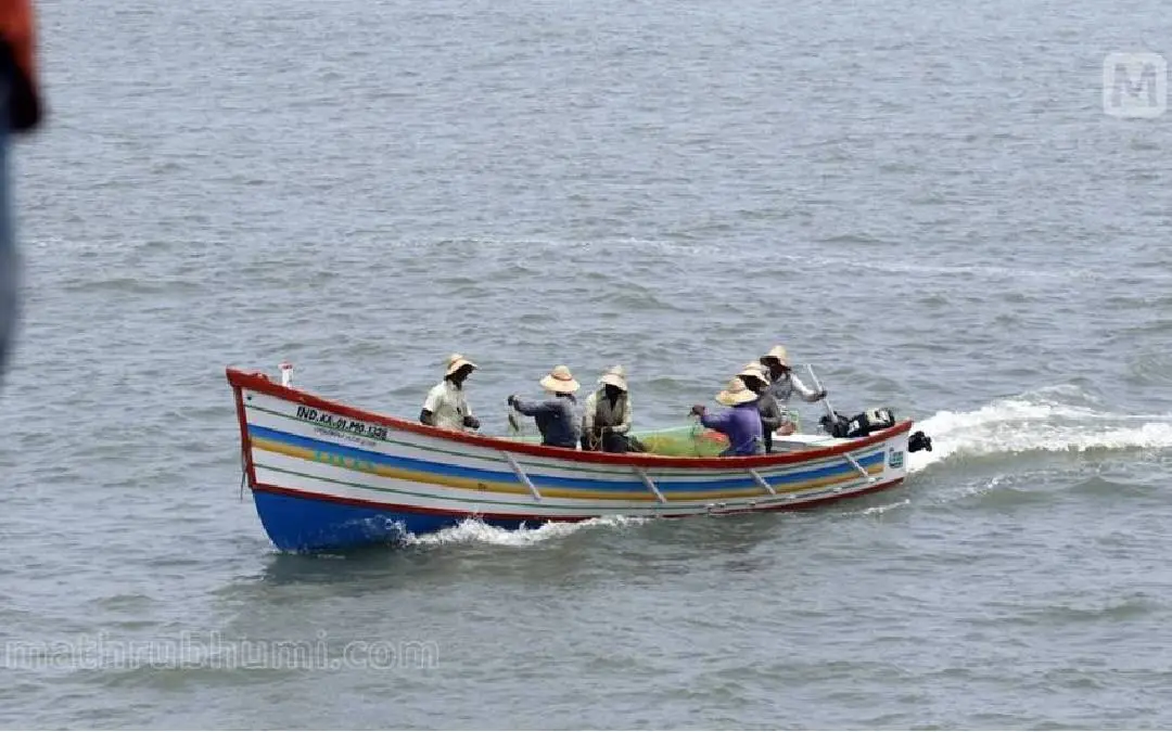 പ്രതീകാത്മക ചിത്രം/ അജിത്ത് പനച്ചിക്കല്