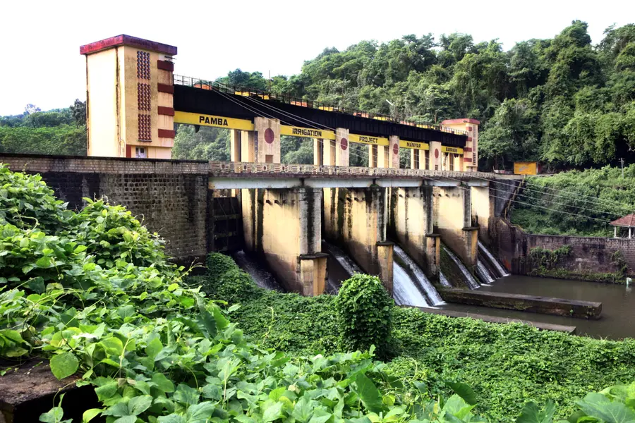 മണിയാർ പദ്ധതി ഏറ്റെടുക്കൽ; വെെദ്യുതി-വ്യവസായ മന്ത്രിമാരുടെ തർക്കം തീർക്കാൻ മുഖ്യമന്ത്രി ഇടപെട്ടു