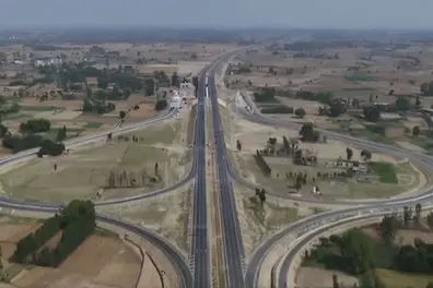 What will be the toll cost on Ganga Expressway between Meerut and Prayagraj?