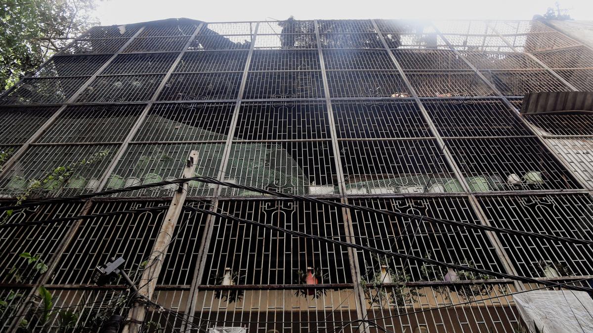 Delhi Vivek Vihar fire: Victims made desperate calls for help before ...