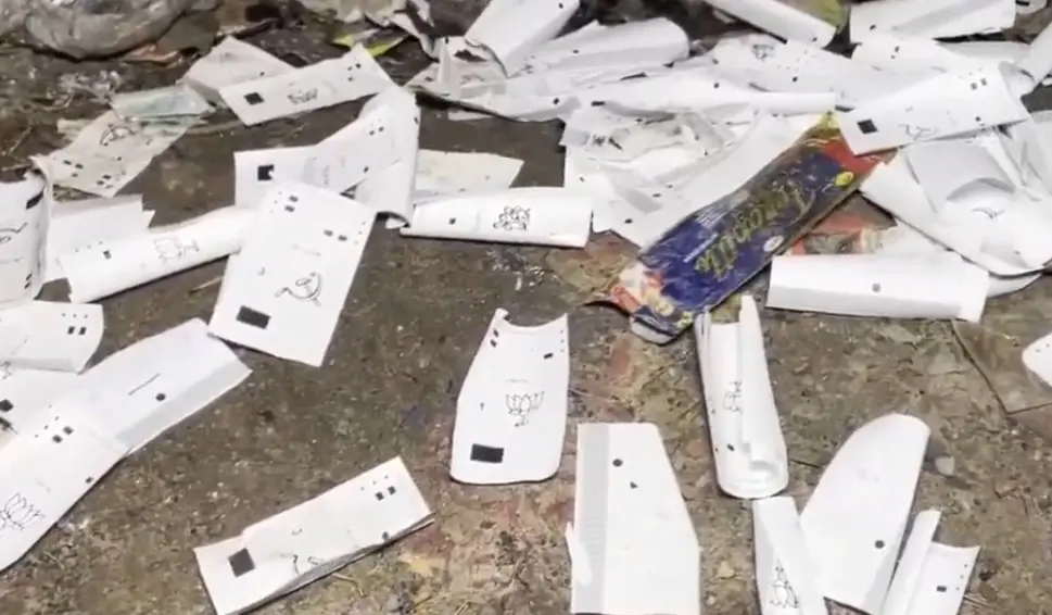 VVPAT slips allegedly found discarded in North 24 Parganas