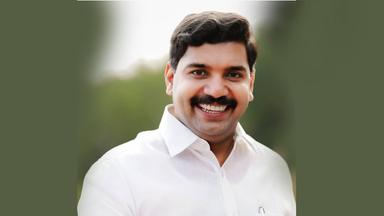 ഇതാ തവനൂരിൽ നിന്നൊരു കേരളാ സ്റ്റോറി: ജലീലിനെ ജയിച്ച് വി.എസ് ജോയ്