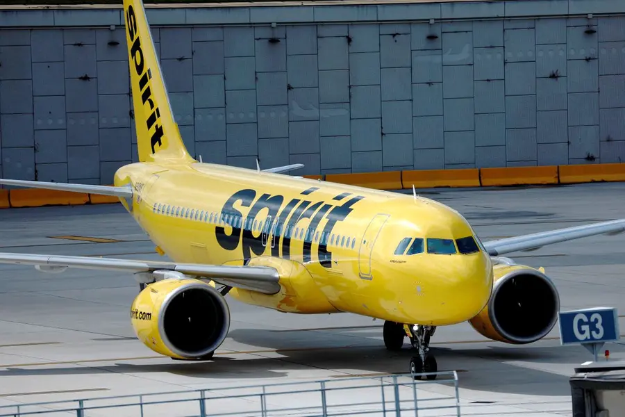 ‘Let’s buy Spirit’ campaign goes viral after sudden airline shutdown