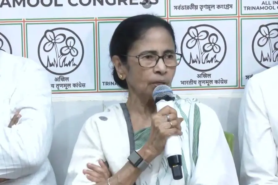 'ഞാൻ തോറ്റിട്ടില്ല', രാജി വെക്കില്ലെന്ന് മമത ബാനർജി; നടന്നത് ഗൂഢാലോചന
