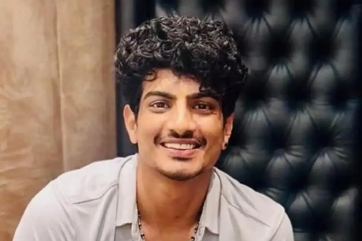 പലാഷ് മുച്ചൽ