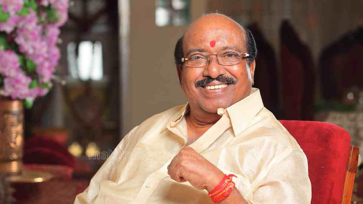 വെള്ളാപ്പള്ളിയുടെ മോഹിനീവേഷത്തിൽ യുഡിഎഫ് സർക്കാർ വീഴരുത്: ശ്രീനാരായണ സംഘടനകളുടെ മുന്നറിയിപ്പ്