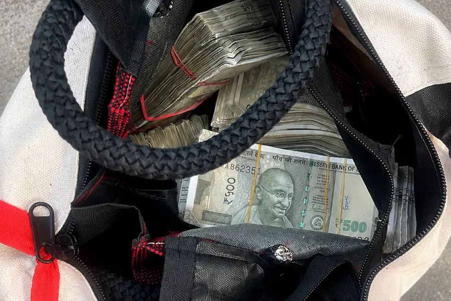 Bags of cash hurled from ninth-floor of Mohali flat during ED raid