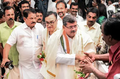 Congress MLAs authorise party president to appoint Kerala CLP leader