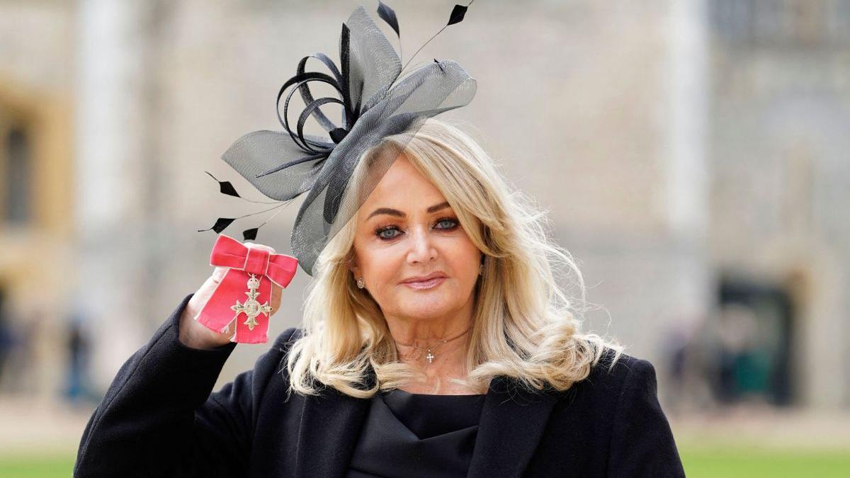 Bonnie Tyler emergency surgery shocks fans as singer placed in medically induced coma