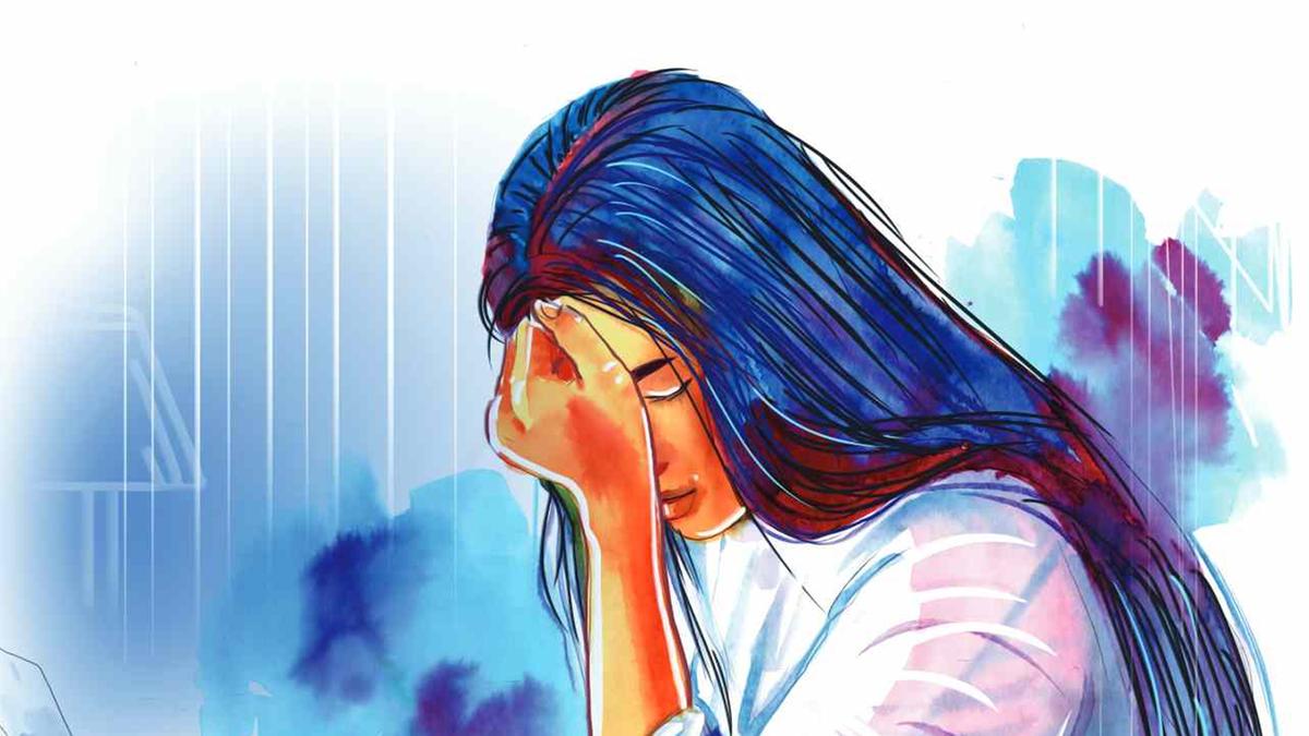 അടൂരിൽ യുവതിയെ ലഹരി നൽകി പീഡിപ്പിച്ചു; ദൃശ്യങ്ങൾ കാട്ടി ഭീഷണിപ്പെടുത്തി ക്രൂരത