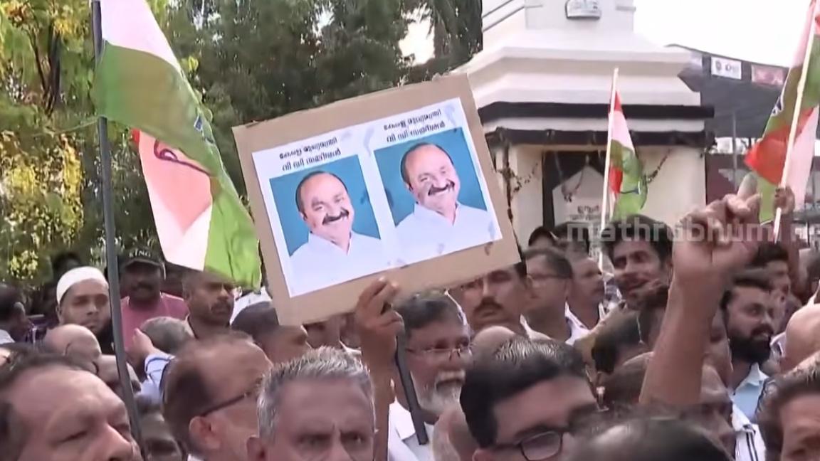 മുഖ്യമന്ത്രിയാകാൻ വി.ഡി. സതീശൻ; നേതൃത്വത്തിന്റെ വിലക്ക് ലംഘിച്ച് തെരുവിലിറങ്ങി പ്രവർത്തകർ