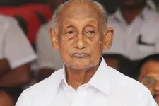 'തീക്കൊള്ളികൊണ്ട് തലചൊറിയാൻ ശ്രമിക്കുന്നത് വിനാശകരമായിരിക്കും'; കോൺഗ്രസിലെ തർക്കത്തിൽ KC ജോസഫ്