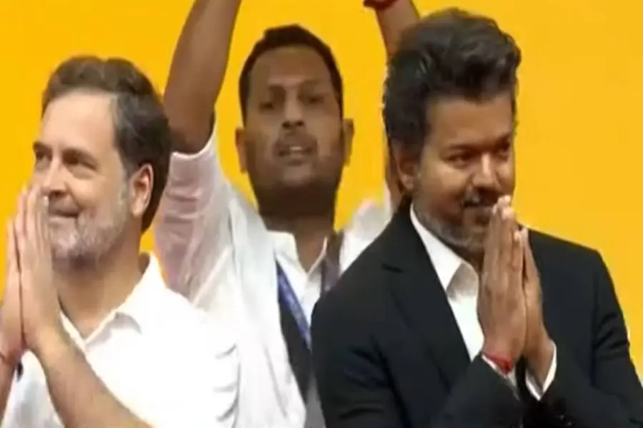 ചരിത്രം പിറന്നു, വെള്ളിത്തിരയിലെ താരം ഇനി തമിഴ്നാടിന്റെ മുഖ്യമന്ത്രി
